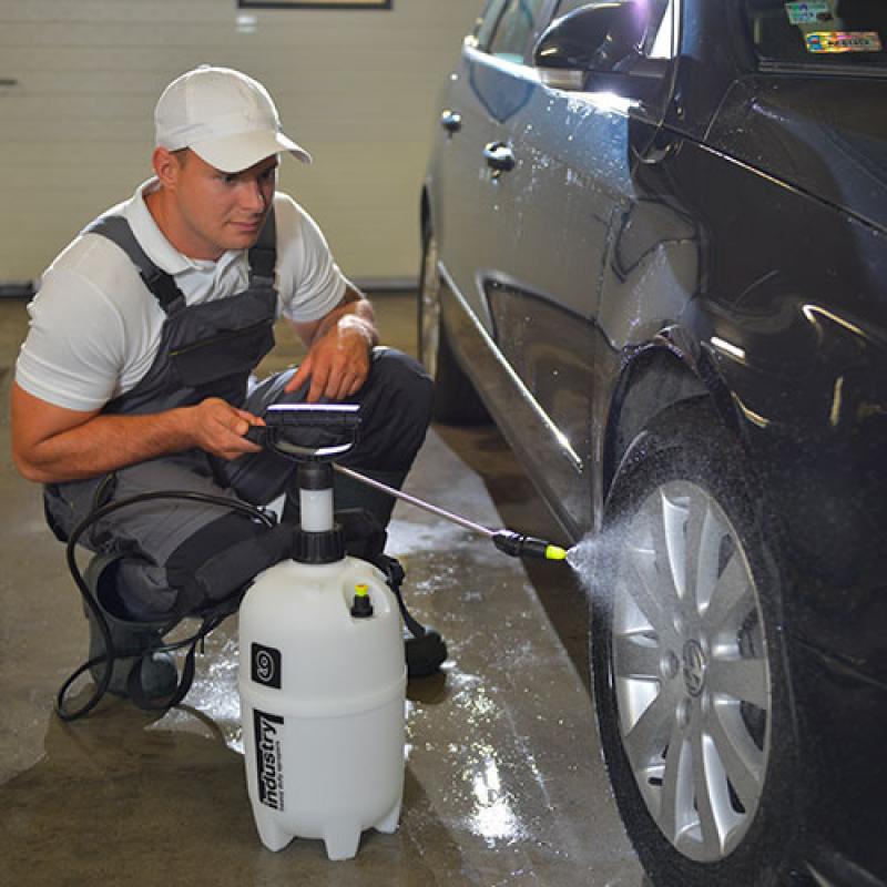 Industry Drucksprüher mit 9 Litern Fassungsvermögen und Viton-Dichtungen, ideal für den Einsatz mit säurehaltigen Reinigungsmitteln, robustes Profi-Modell mit verstellbarer Düse und stabilem Tank